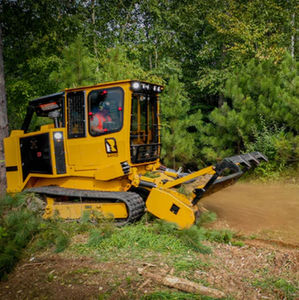 broyeur à axe horizontal forestier
