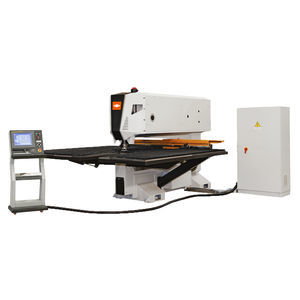 poinçonneuse CNC