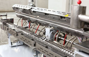 extrudeuse bivis corotative 1