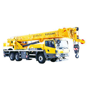 grue montée sur camion