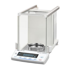 semi-microbalance de laboratoire 1