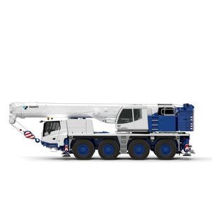 grue montée sur camion 1