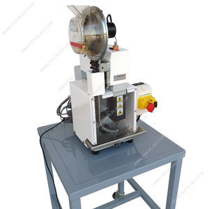 machine de pose d'oeillets électrique 1
