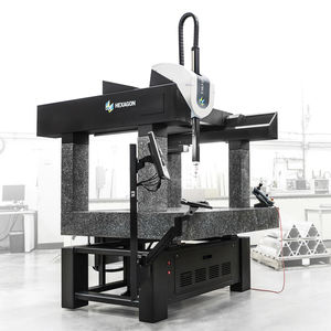 machine de mesure tridimensionnelle contrôlée par ordinateur
