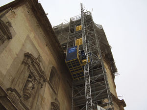 ascenseur pour la construction