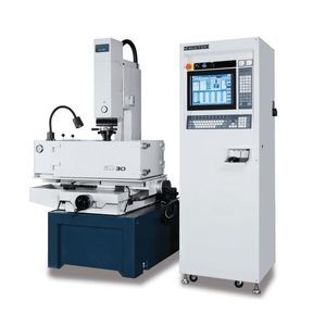 machine d'électroérosion par enfonçage
