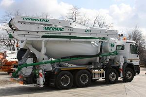 camion pompe pour le béton 1