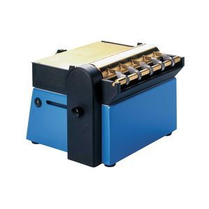 encolleuse pour collections d'échantillons 1