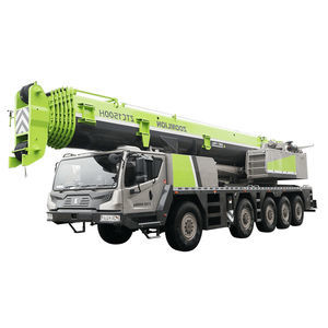 grue montée sur camion