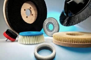 brosse disque / abrasive / de nettoyage / d'ébavurage