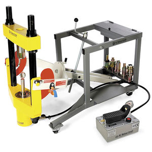 extracteur d'axe de pivot hydraulique