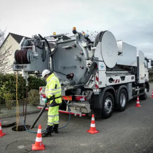 camion hydrocureur 1