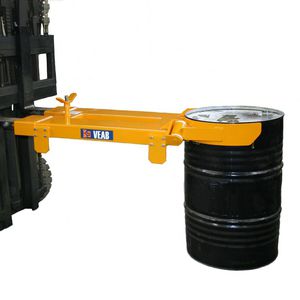 pince de manutention pour fûts 1