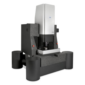 machine de mesure tridimensionnelle à portique 1