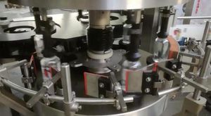 étiqueteuse automatique 1