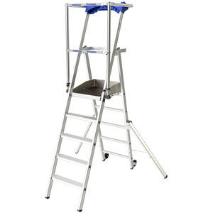 échelle en aluminium