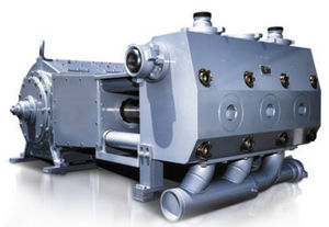 pompe pour produits chimiques / à piston plongeur / industrielle / pour la fracturation hydraulique
