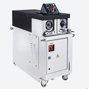 machine de formage à double tête