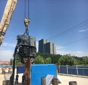 enfonce-pieux hydraulique