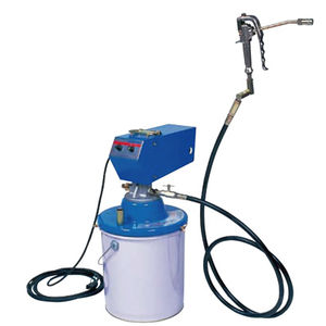 graisseur entraîné par moteur 1