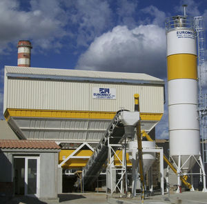 centrale à béton stationnaire