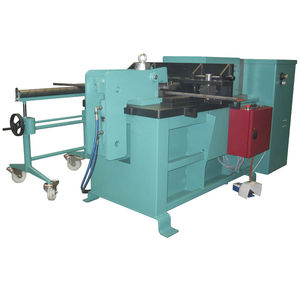 presse hydraulique / d'estampage / pour pliage / pour la construction de bateaux