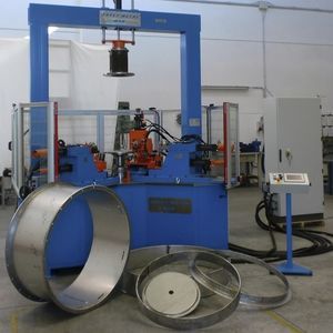 machine de bordage pour tôle