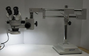 microscope d'inspection / trinoculaire / à zoom