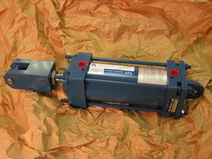 vérin pneumatique