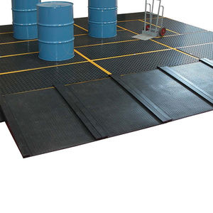 plateforme de rétention en polyester 1