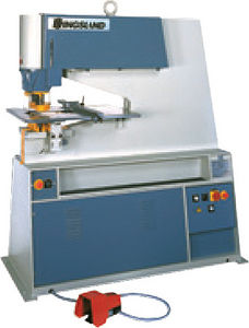 poinçonneuse semi-automatique