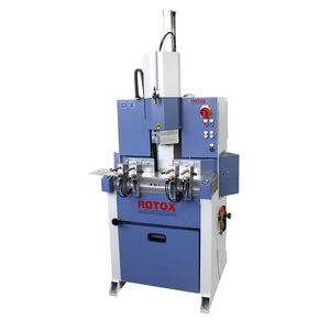 machine de poinçonnage semi-automatique