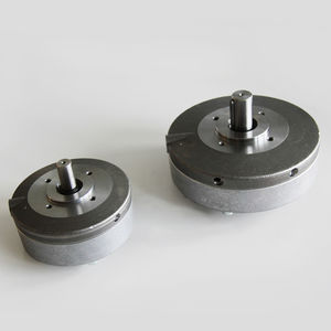 pompe hydraulique à piston radial / durcie / à haut rendement / silencieuse
