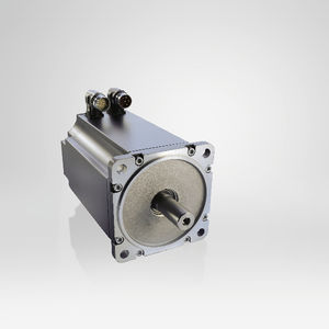 moteur triphasé