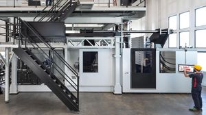 machine de soufflage d'extrusion