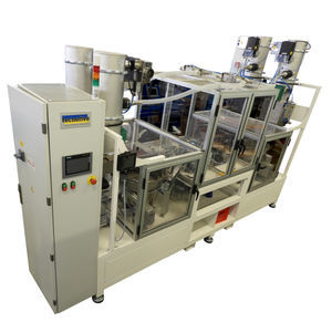 machine d'assemblage robotisée