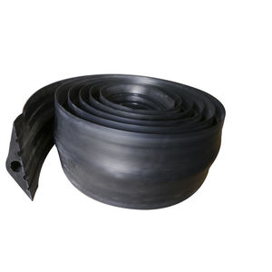 protection de câbles pour le passage de véhicules 1