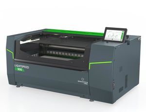 machine de découpe et de gravure laser CO2