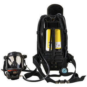 casque avec respirateur 1