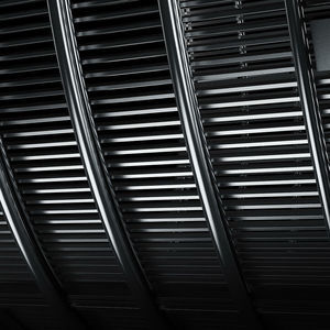 grille à fissure métallique en forme de V