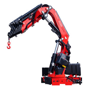 grue montée sur camion 1