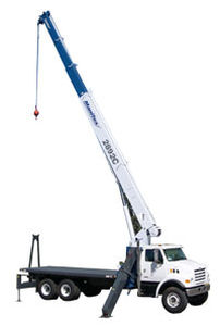 grue montée sur camion 1