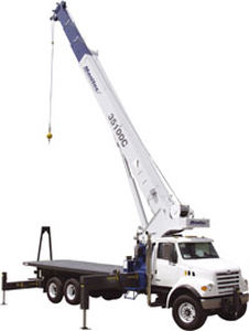 grue montée sur camion 1