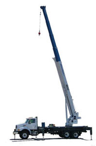 grue montée sur camion 1