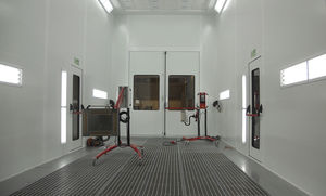 cabine de peinture ouverte