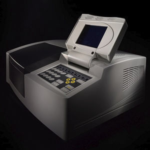 spectrophotomètre UV-Vis 1