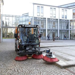 balayeuse autoportée