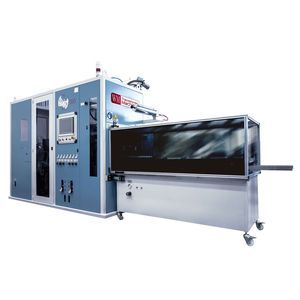 thermoformeuse alimentée par rouleau