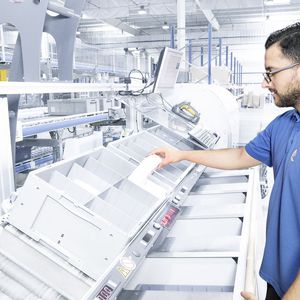 système de préparation de commande pick-to-tote