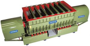 machine de tribofinition linéaire